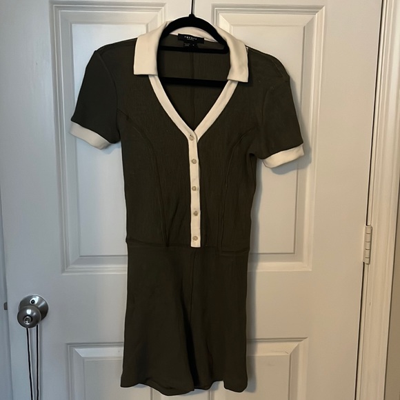 TWENTY MONTREAL Everest Thermal Button-front Romper In Heather Army sz M - Picture 2 of 6